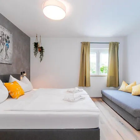 Apartment House Lijan