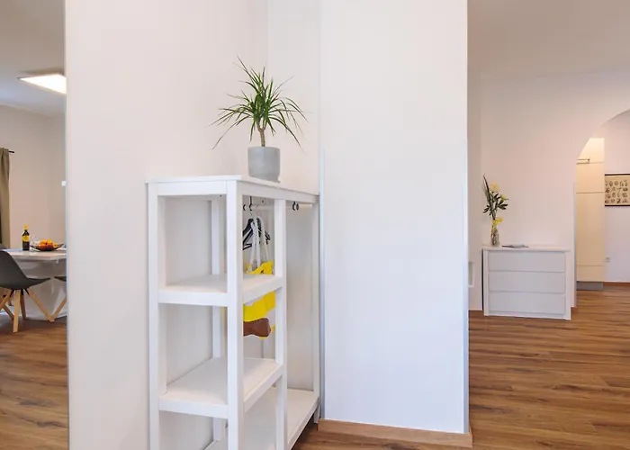 House Lijan